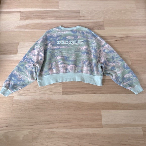 Nike Camouflage oversized Cropped Pullover Sweatshirt size Small - Picture 7 of 8